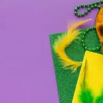 Acessórios e itens decorativos como produtos para carnaval que vendem bem antes e durante a folia