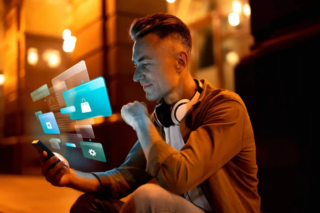 Seller usando smartphone com recursos digitais de inteligência artificial para apoiar decisões no ecommerce
